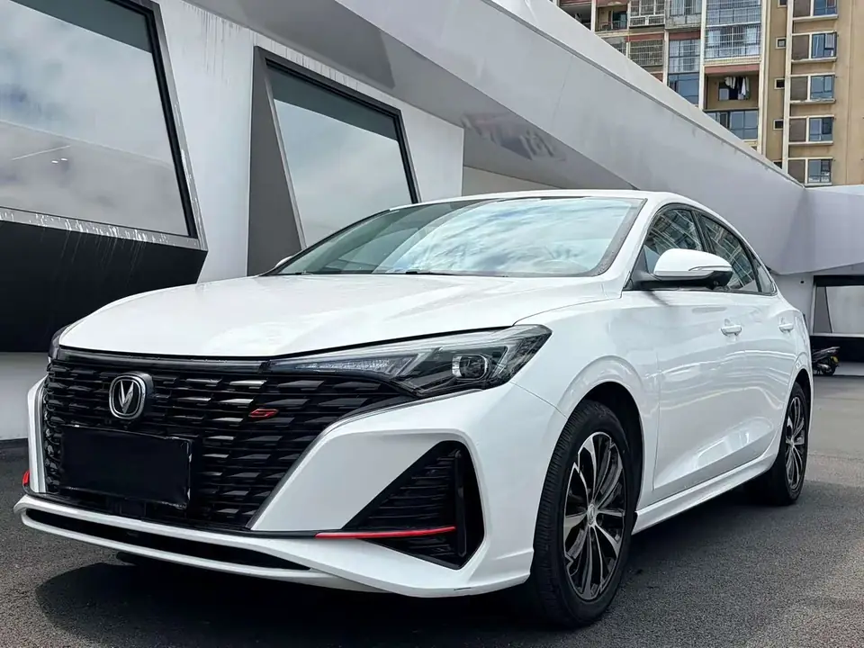 Changan Eado 2022 из Китая