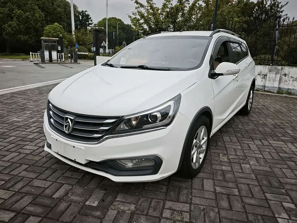 Baojun 310W 2017 из Китая