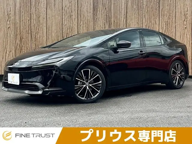 Toyota Prius 2024 из Японии