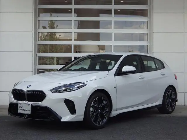 BMW 1-SERIES 2025 из Японии