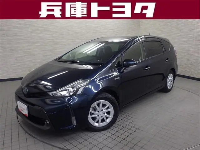 Toyota Prius Alpha 2019 из Японии