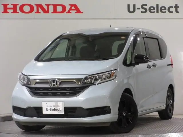 Honda Freed Hybrid 2023 из Японии