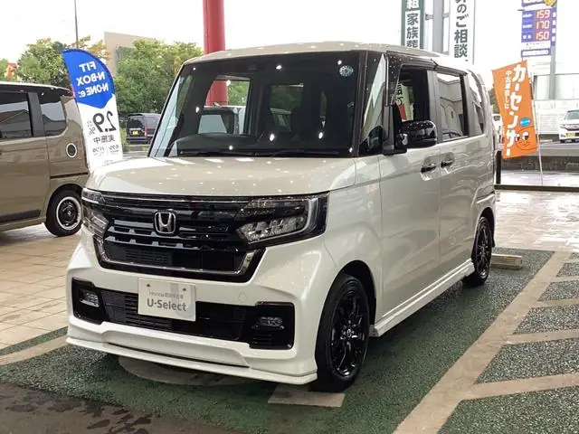 Honda N-box Custom 2022 из Японии