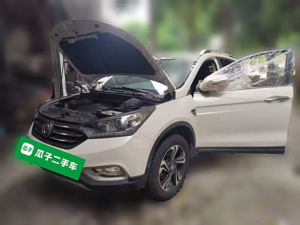 Dongfeng Fengshen AX7 2016 из Китая
