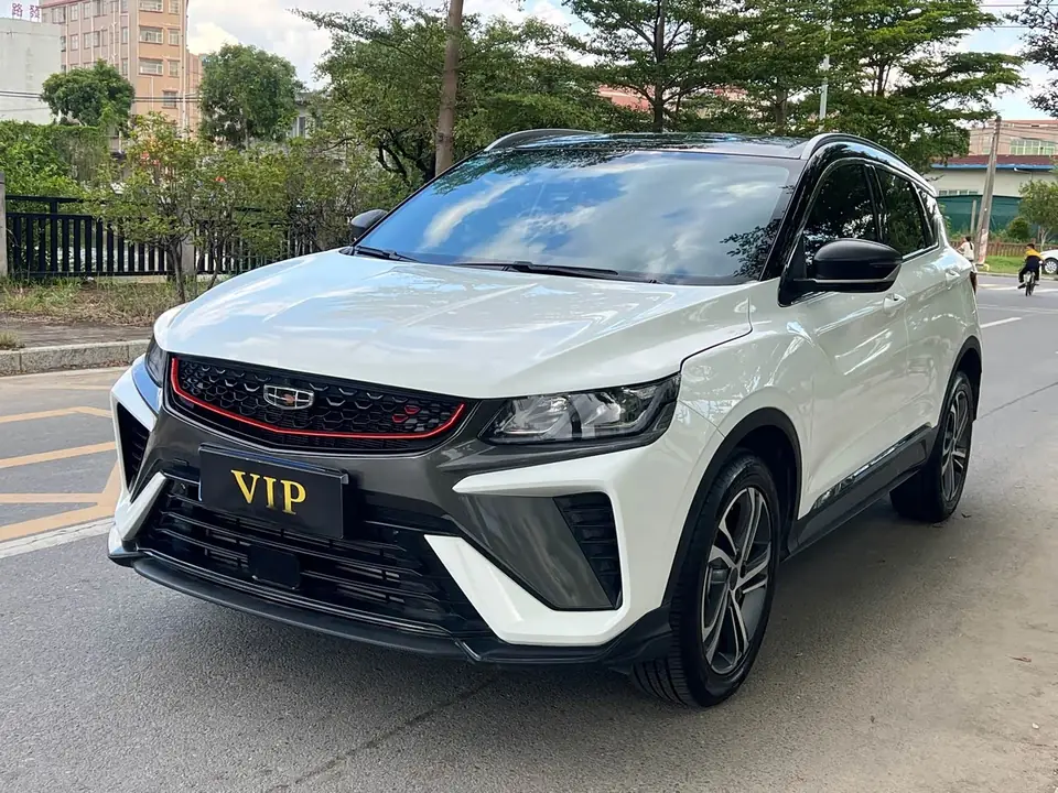 Geely Coolray 2022 из Китая
