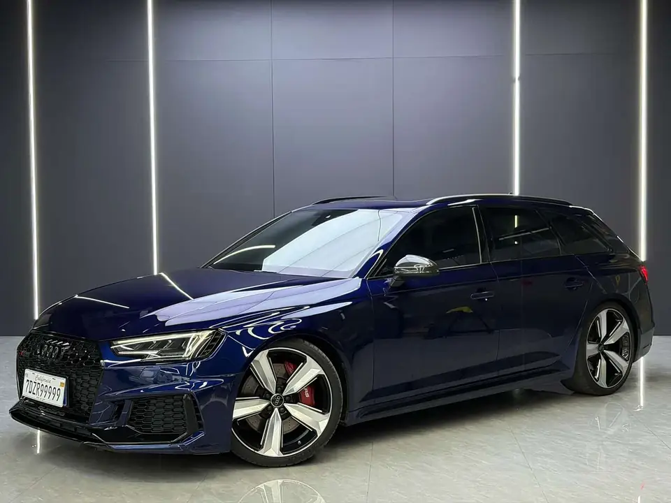 Audi RS 4 2019 из Китая