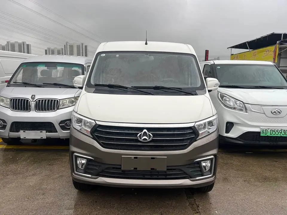 Changan V5 2023 из Китая