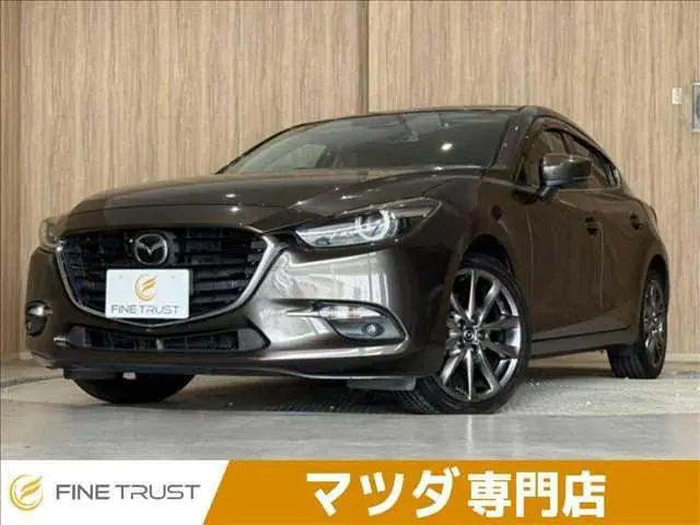 Mazda Axela Sport 2017 из Японии