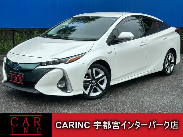 Toyota Prius PHV 2018 из Японии