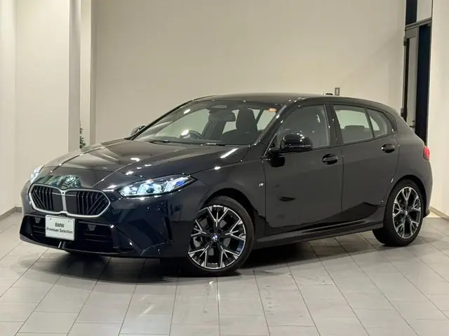 BMW 1-SERIES 2025 из Японии