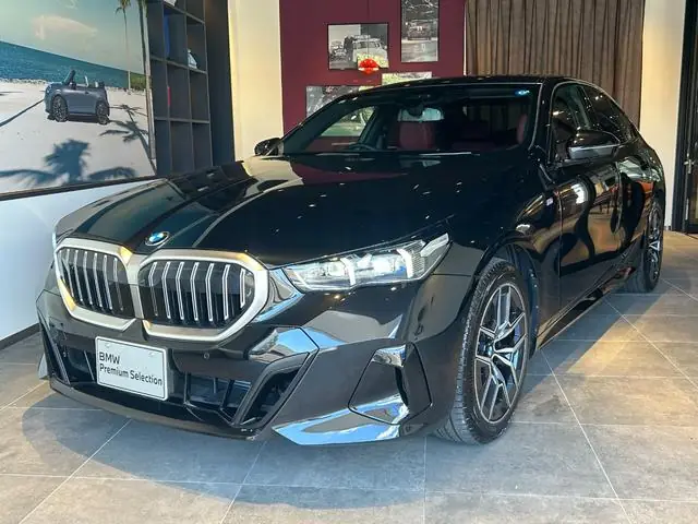 BMW 5-SERIES 2026 из Японии