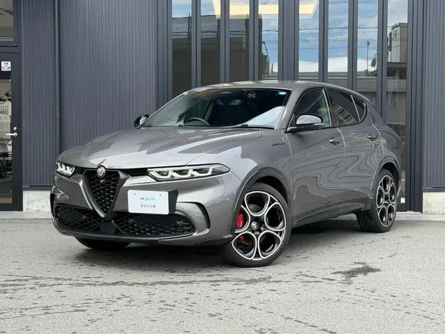 Alfa Romeo Tonale 2023 из Японии