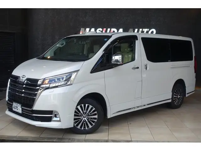 Toyota Granace 2022 из Японии