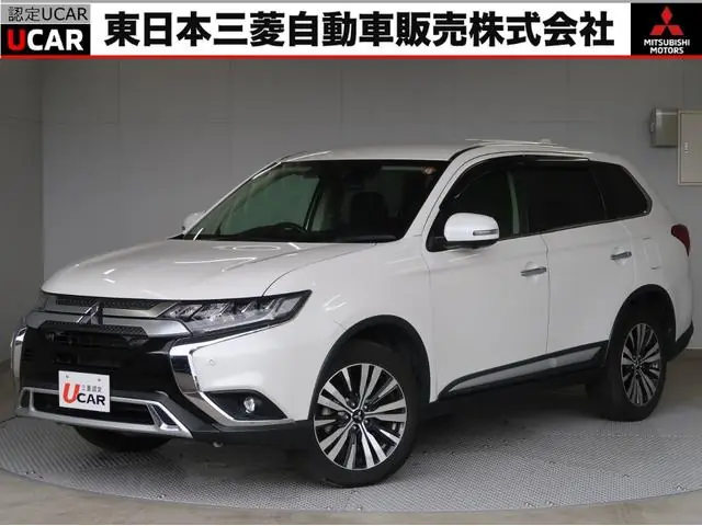 Mitsubishi Outlander 2019 из Японии