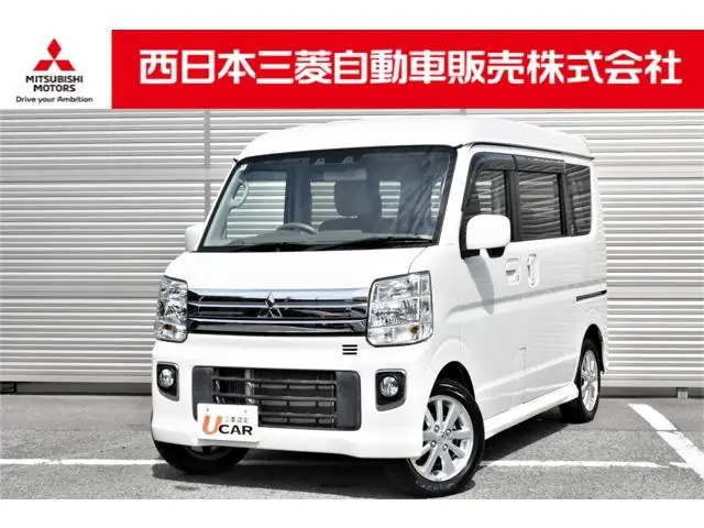 Mitsubishi Town BOX 2022 из Японии