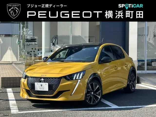 Peugeot 208 2022 из Японии