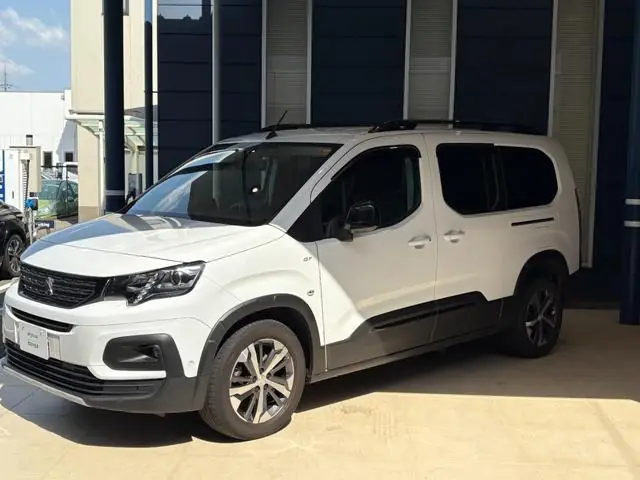Peugeot Rifter 2023 из Японии