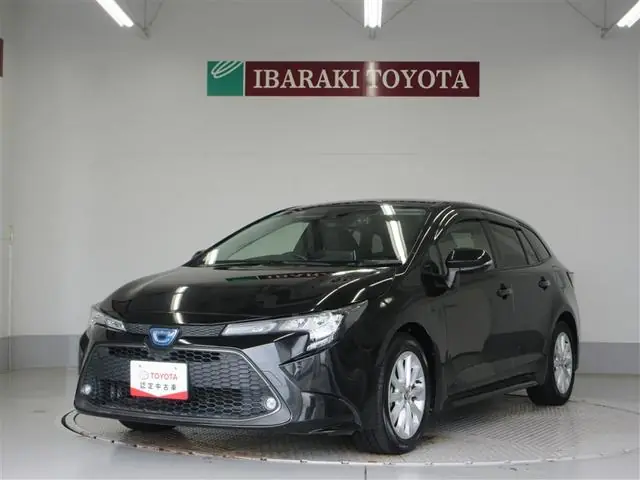 Toyota Corolla Touring 2022 из Японии