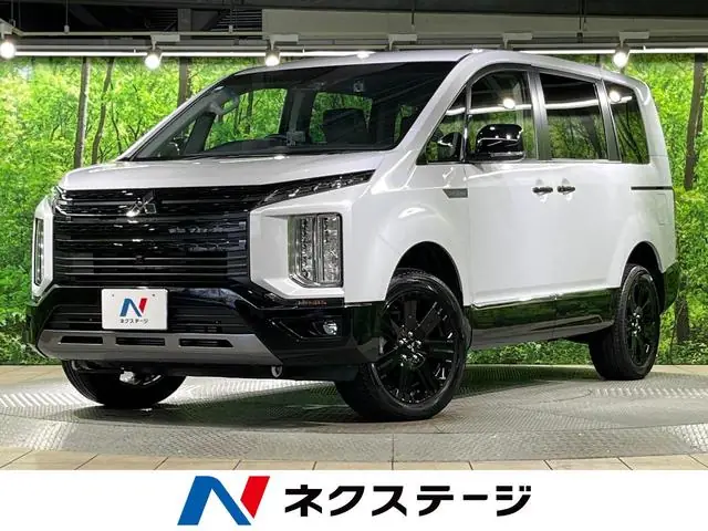 Mitsubishi Delica D5 2023 из Японии