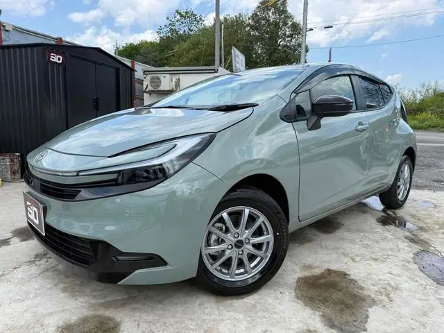 Toyota Aqua 2025 из Японии