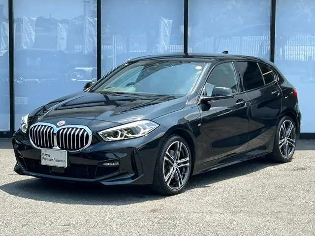 BMW 1 Series Hatchback 2022 из Японии