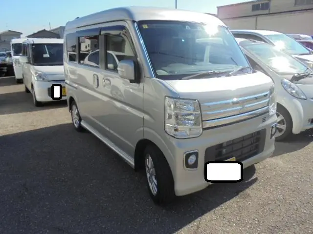 Mitsubishi Town BOX 2023 из Японии