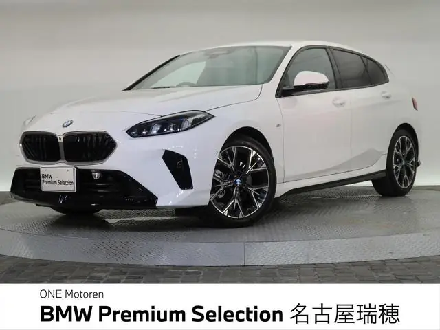 BMW 1 Series Hatchback 2024 из Японии