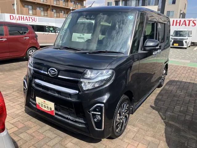 Daihatsu Tanto 2022 из Японии
