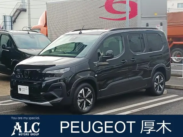 Peugeot Rifter 2025 из Японии