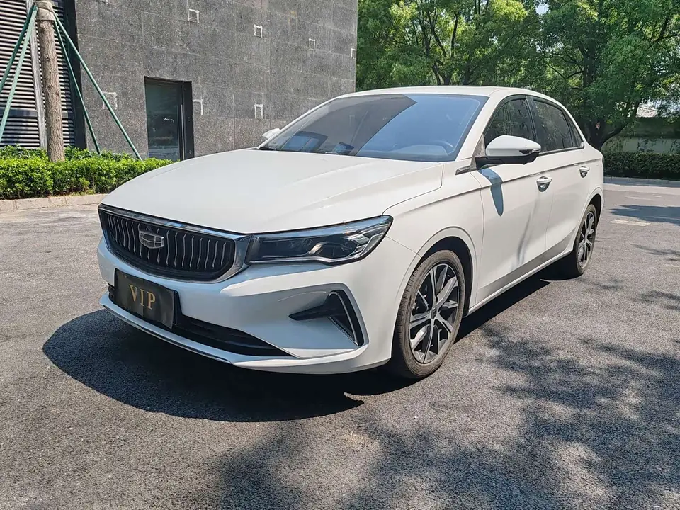Geely Emgrand 2022 из Китая