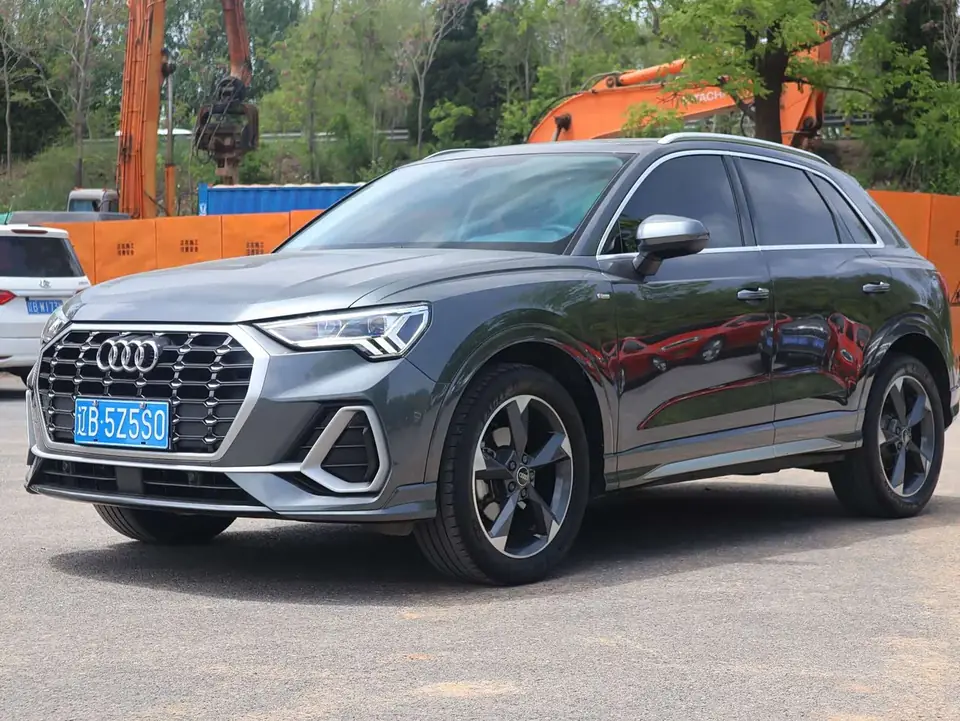 Audi Q3 2023 из Китая