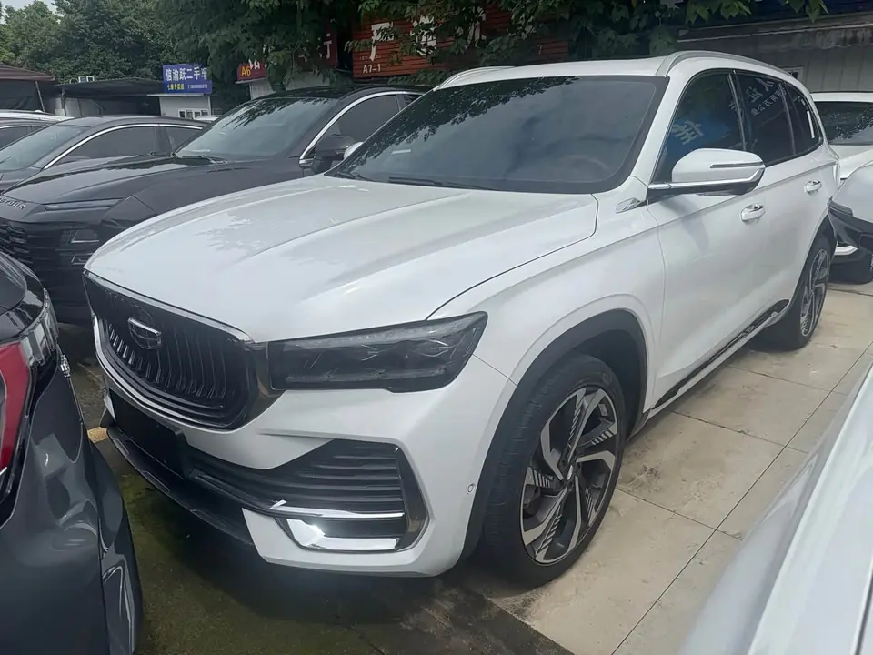 Geely Xingyue L 2022 из Китая