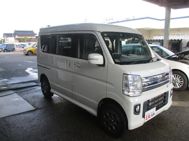 Mitsubishi Town BOX 2023 из Японии