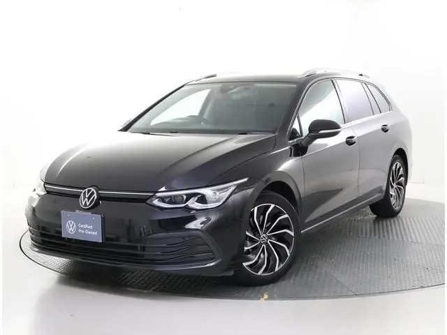 Volkswagen Golf Variant 2023 из Японии