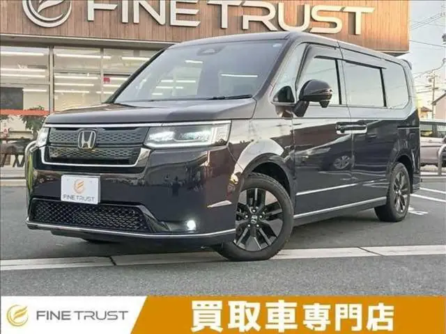 Honda Stepwagon 2023 из Японии
