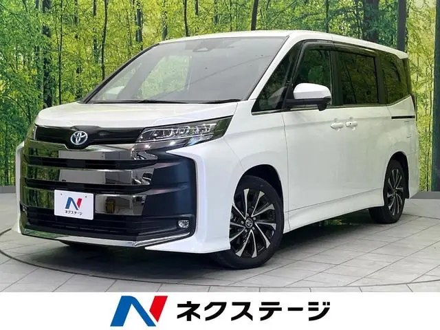 Toyota Noah 2023 из Японии