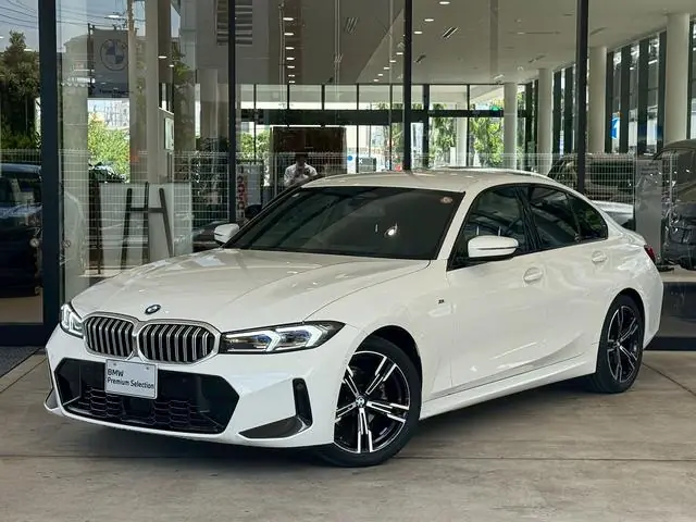 BMW 3 Series Sedan 2023 из Японии