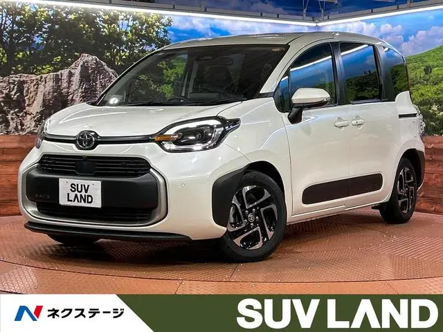 Toyota Sienta 2022 из Японии