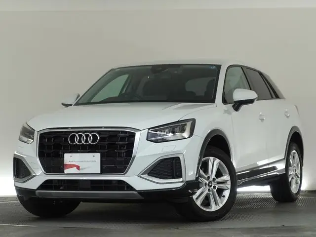 Audi Q2 2024 из Японии