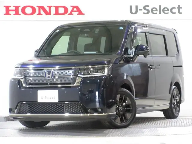 Honda Stepwagon 2023 из Японии
