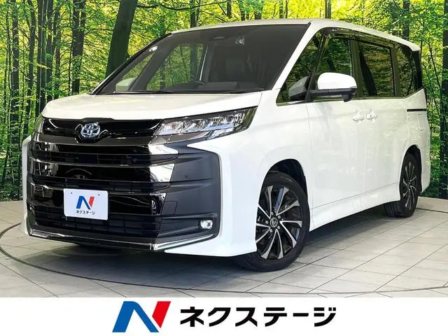 Toyota Noah 2024 из Японии