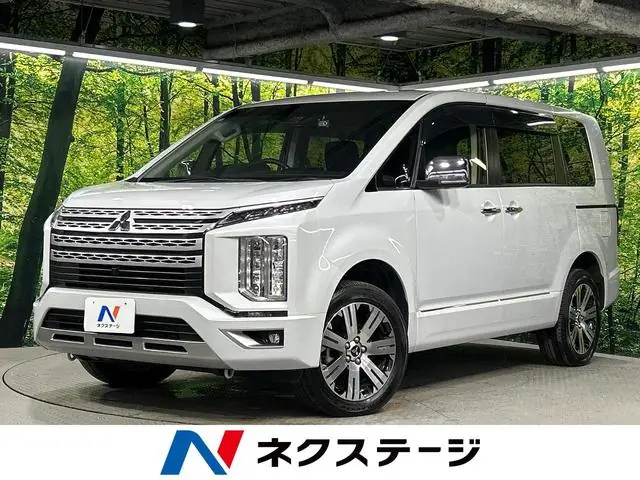 Mitsubishi Delica D5 2024 из Японии