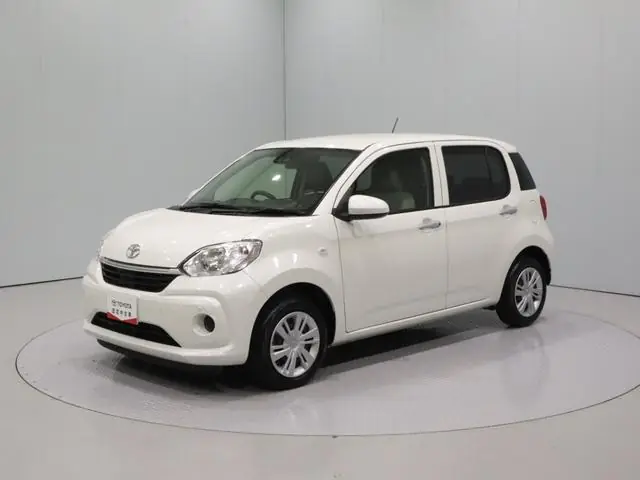 Toyota Passo 2022 из Японии