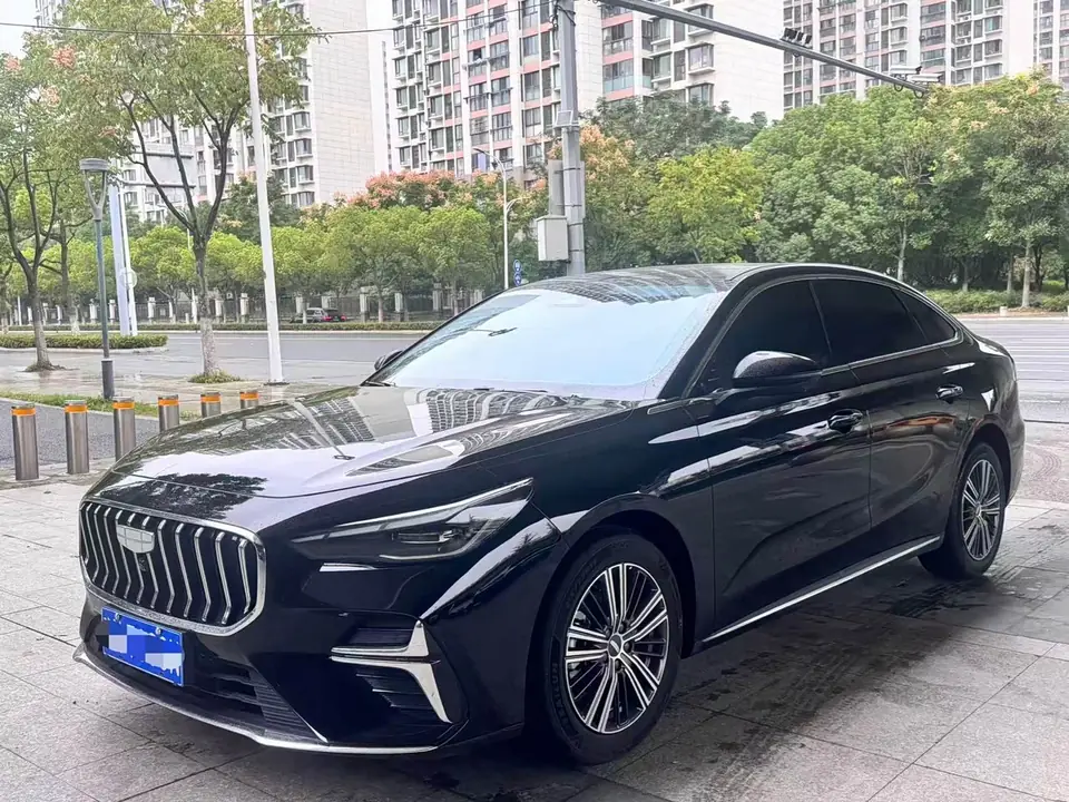 Geely Emgrand 2026 из Китая