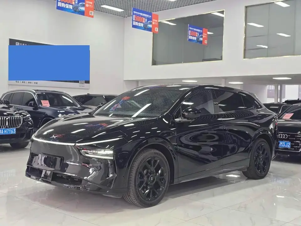 Xpeng G7 2025 из Китая