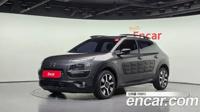 Citroen-DS C4 CACTUS 2017 из Кореи