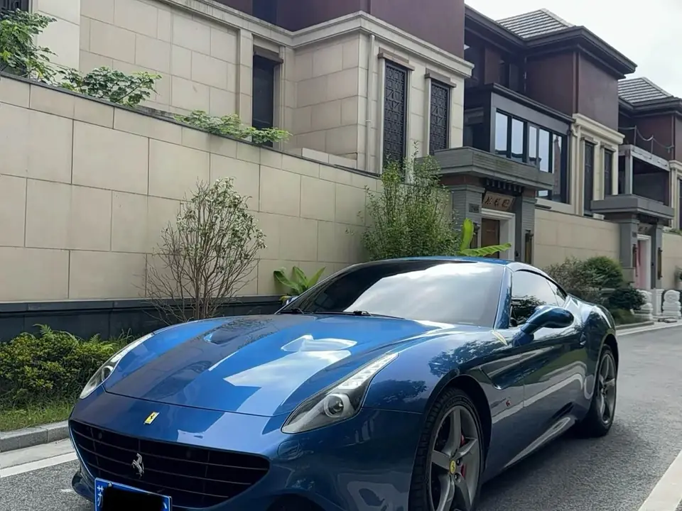 Ferrari California T 2016 из Китая
