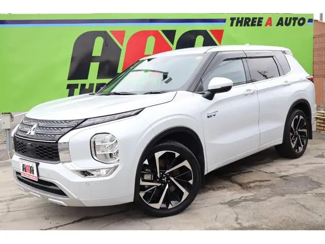 Mitsubishi Outlander 2023 из Японии