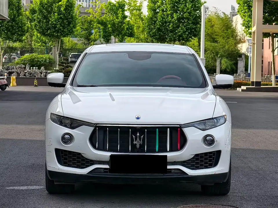 Maserati Levante 2016 из Китая