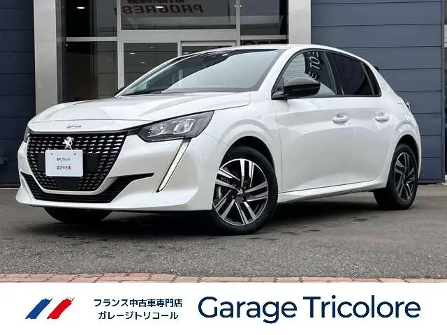 Peugeot 208 2022 из Японии
